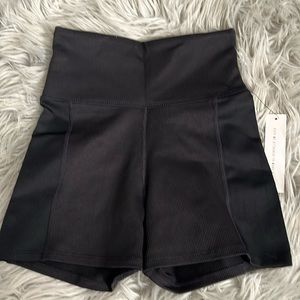 NWT Secndnture black shorts size XS